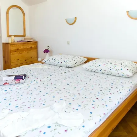 Apartments Marija Sukosan Exterior photo