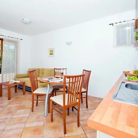 Apartments Marija Sukosan Exterior photo